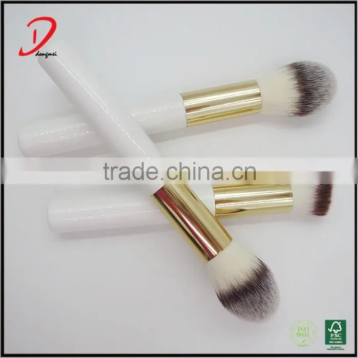 Best price foundation and concealer brush