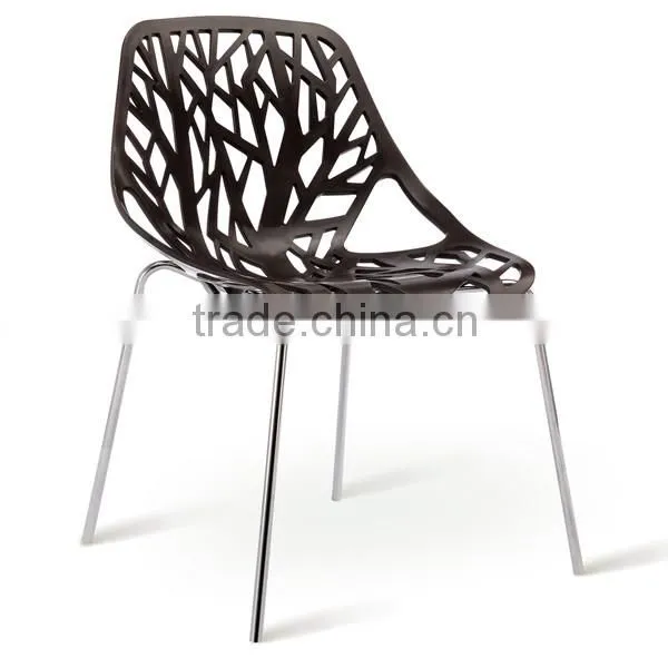 Black shell chair with metal leg
