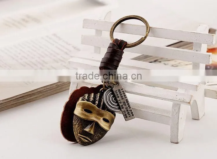 Factory Direcet Sale Exaggrate Punk Mask Pendant Keychain Real Leather Keychain