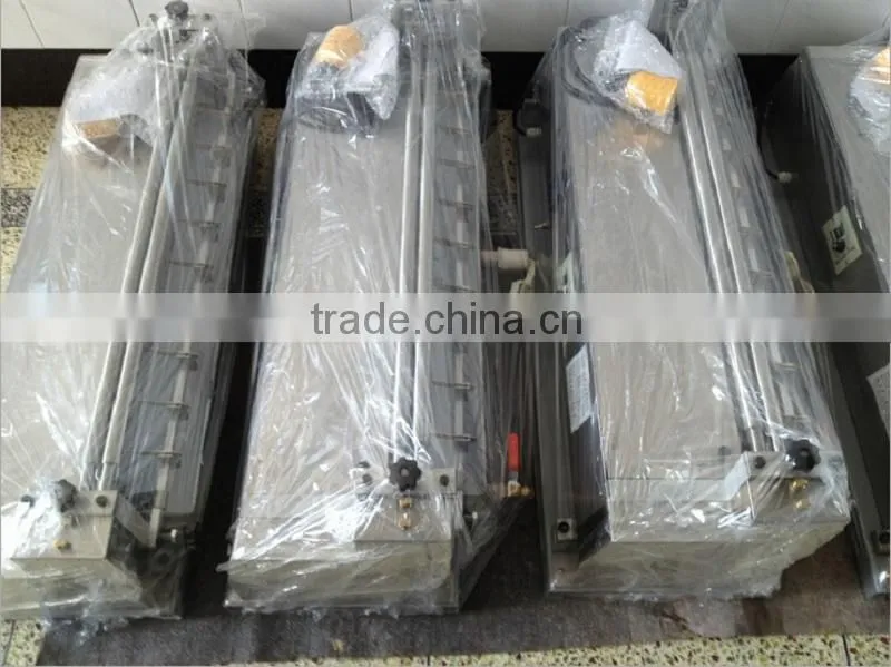 Hot sale low price wallpaper gluing machine/box glue coating machine