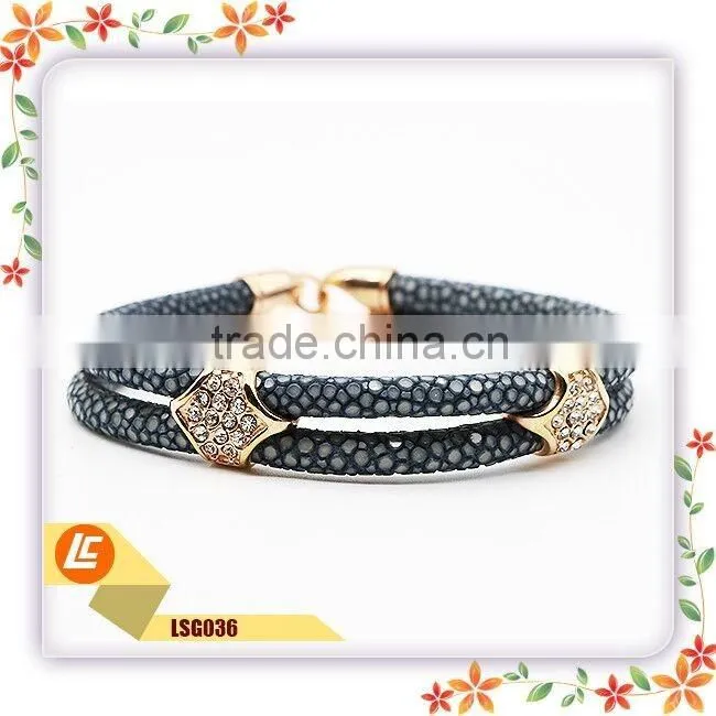 Women best gift grey genuine leather stingray bracelet with rose gold clasp hot sale