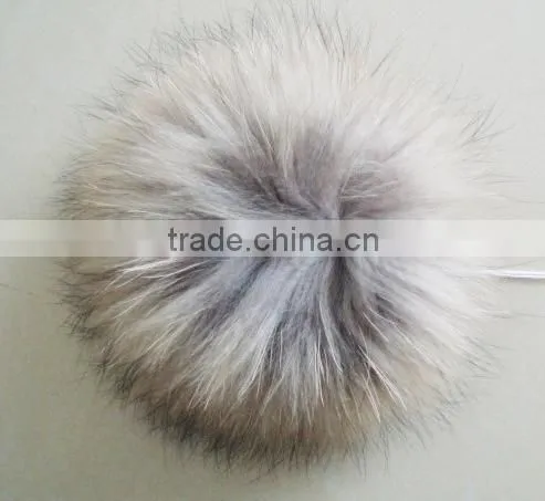 factory price real raccoon fur pompoms