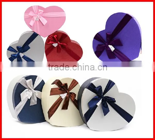 heart shape chocolate packaging box with foil stamping