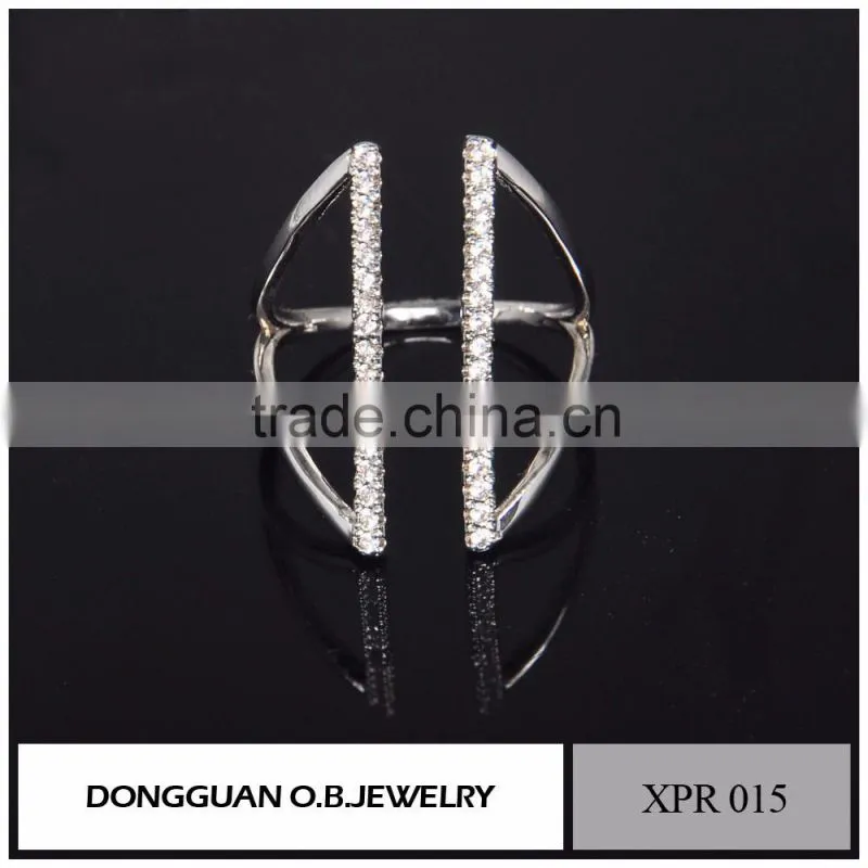 Top quality ladies brass plated sliver finger ring/fashion white CZ gemstone ring