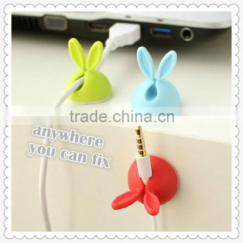 100% silicone high quality novelty wholesale cable winder promotional