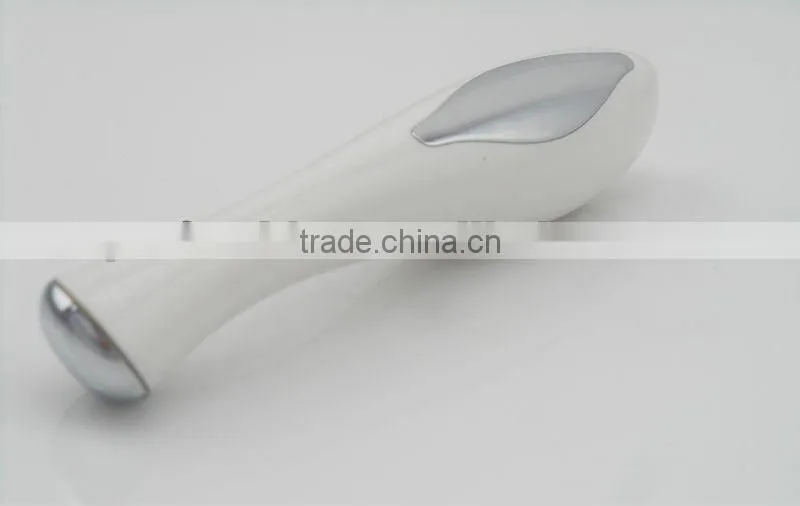 Galvanic eye massager + vibrator