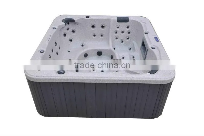 Large Seating Capacity Complete Bathtub With Two Lounger