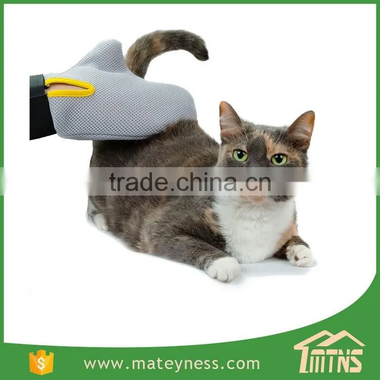 Dog & Cat Pet Grooming Glove