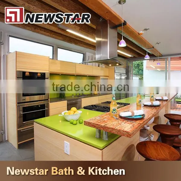 Made in China artificial green quartz countertop