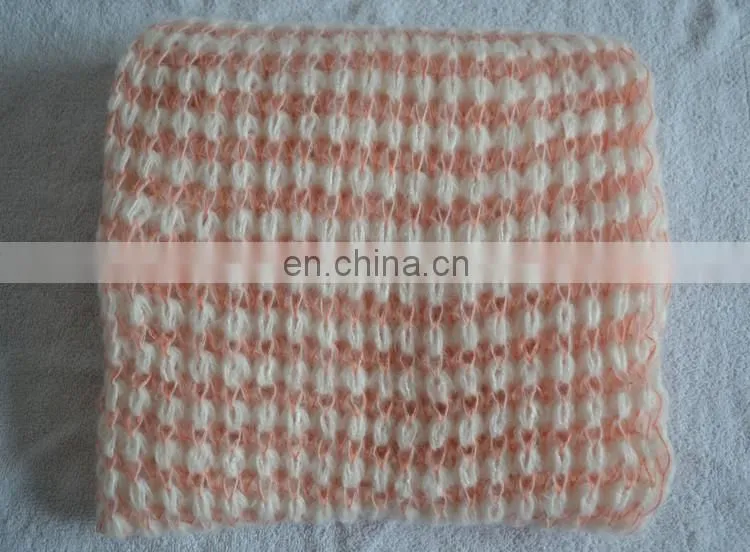 wholesale hot selling fashion warm infinity loop knitted scarf