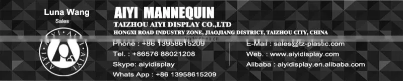 Plastic lower body female leg mannequin