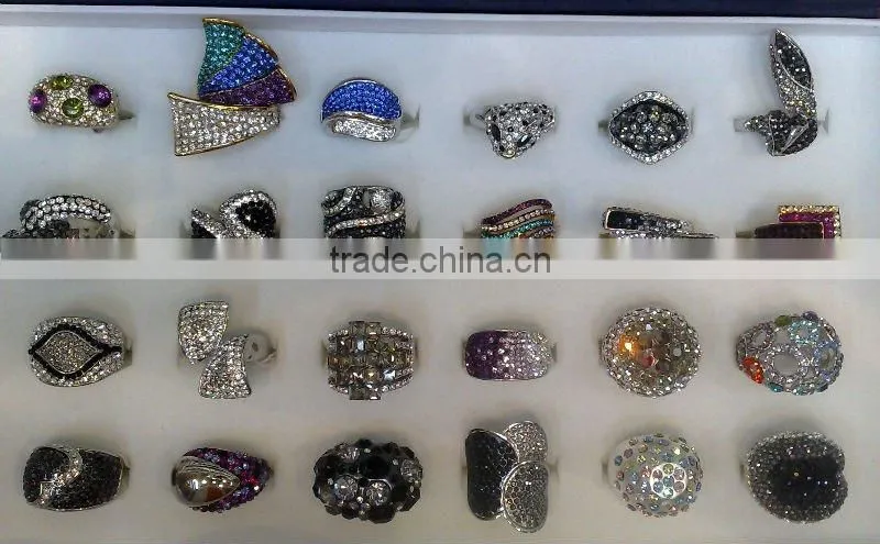 New Antique Silver Plated 2Tone Retro Rhinestones Ring
