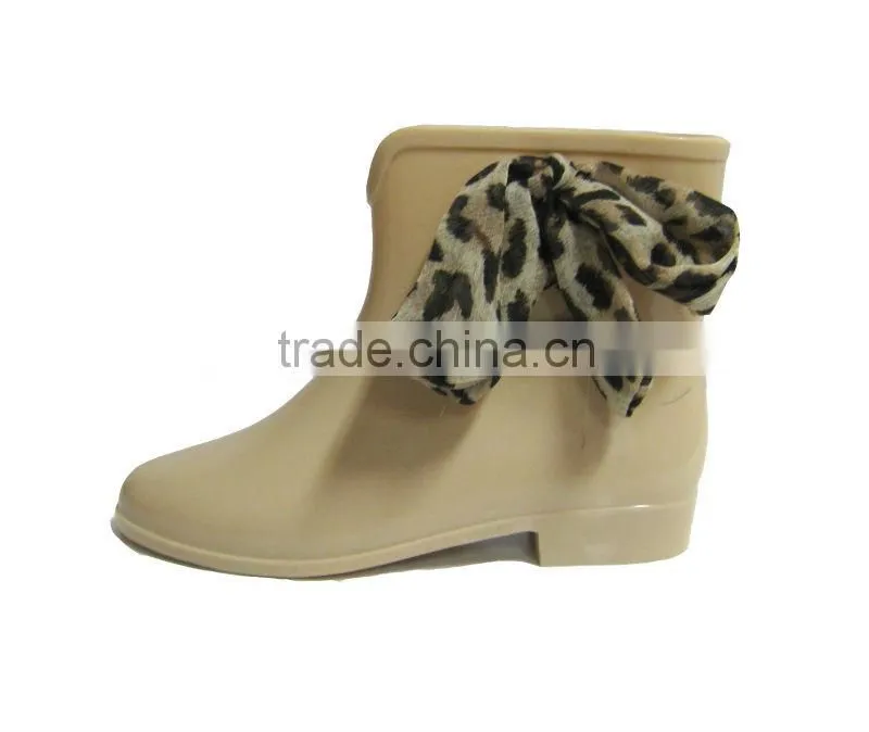 2013 Ladies' Cheap Ankle PVC Rain Boots