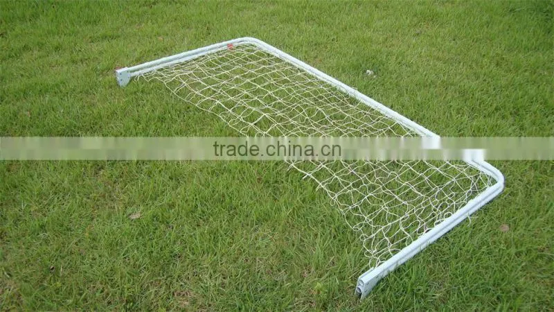 Metal folding soccer goal