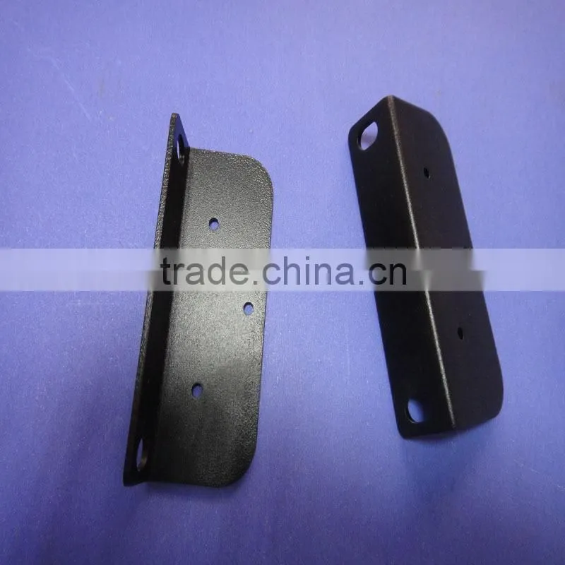 Powder coating white welding brackets for table