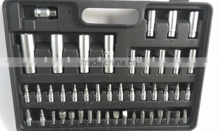 94 Pcs Socket Set 1/4" And 1/2"