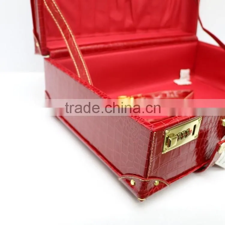 New arrival luggage case customized PU travel bag fashion red tote travel bag