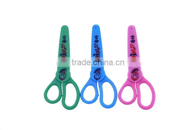The sale of scissors/colorful different scissor