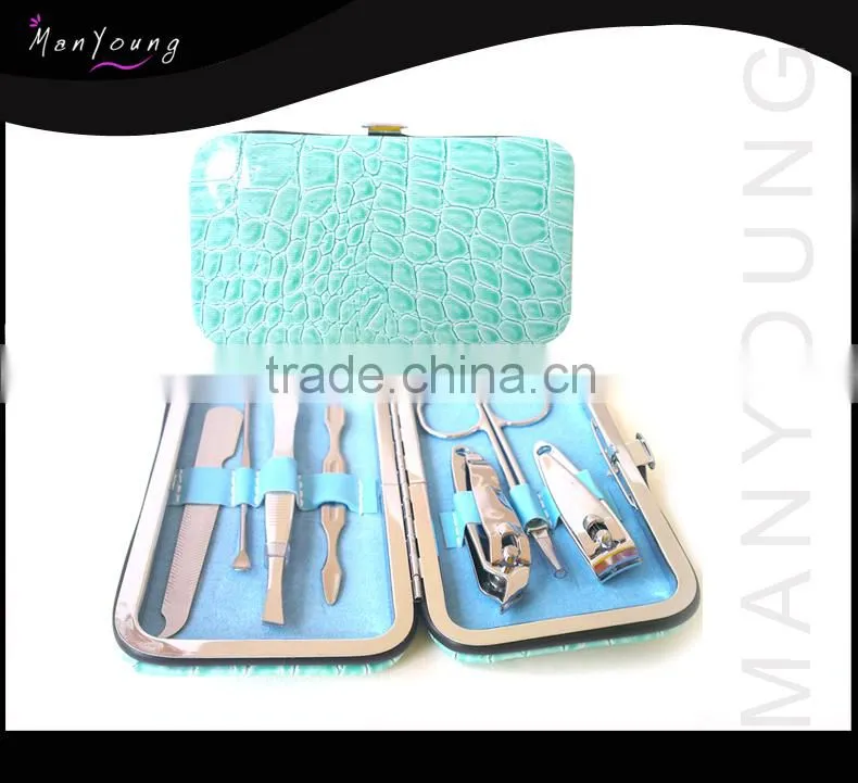 durable promotional manicure set in a case