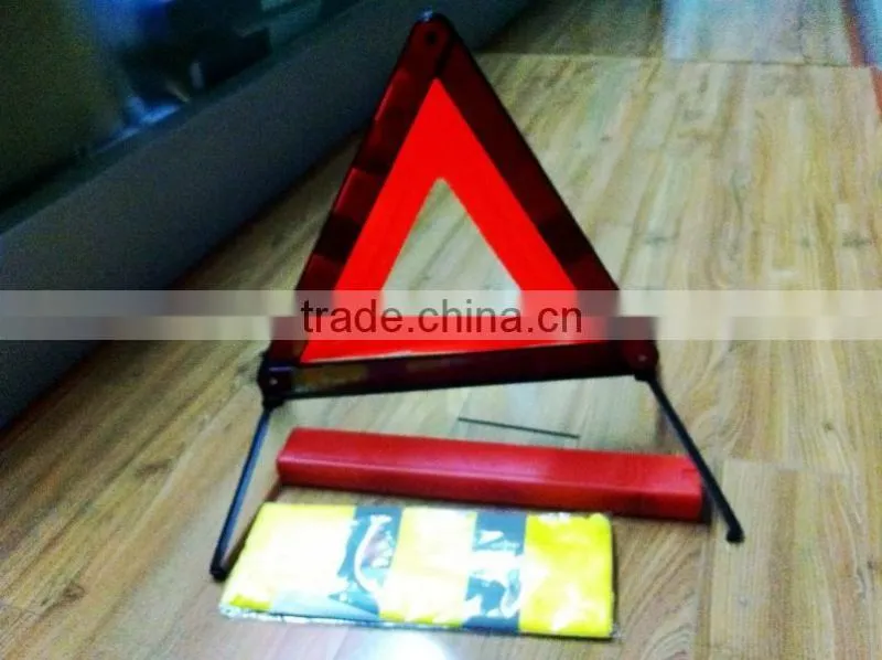 flashing light warning triangle
