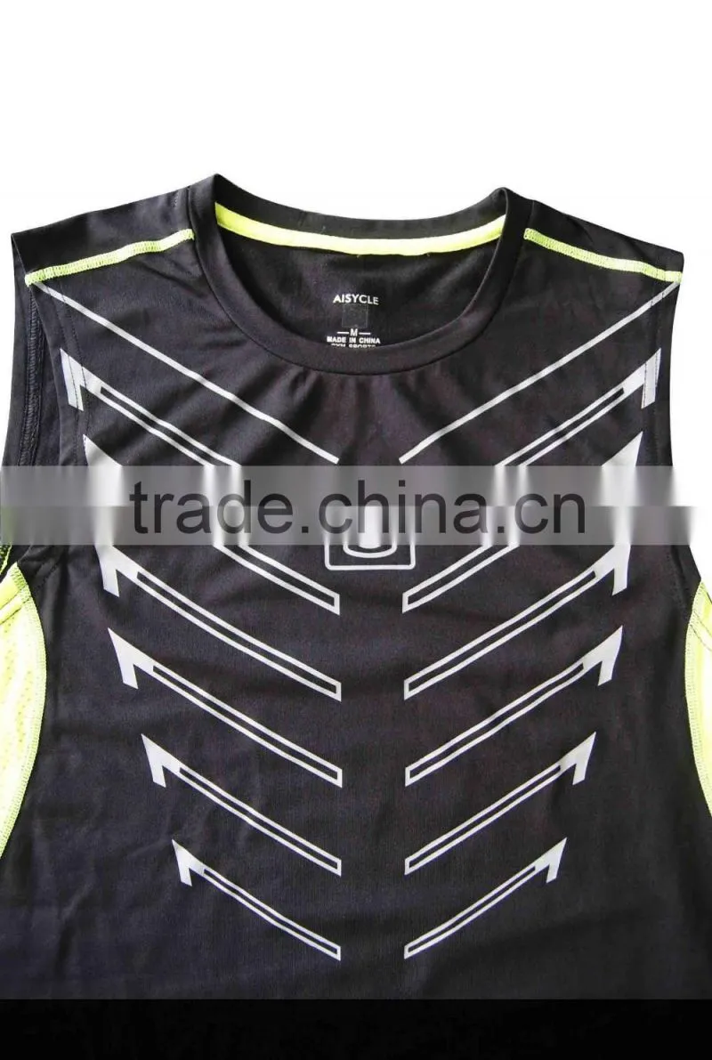 2016 New design fashion custom printed gym tank top for men