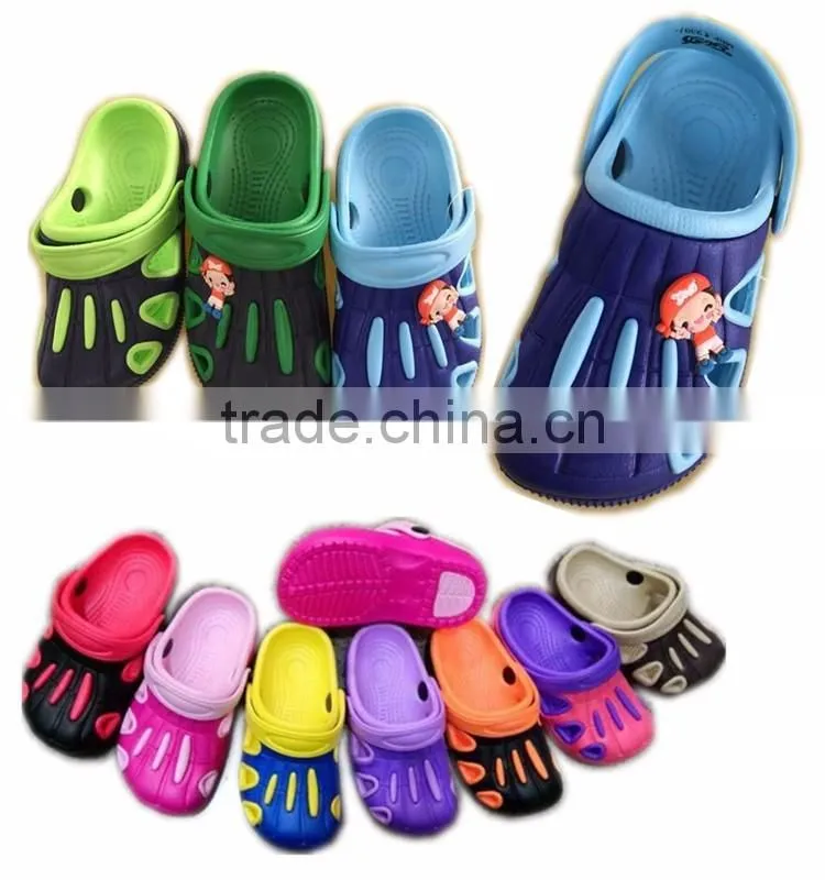 China latest develop beautiful color soft clogs