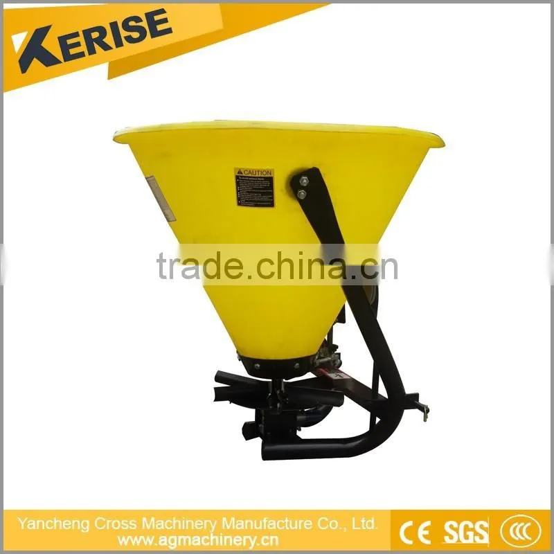 Tow-behind fertilizer spreader/manure spreader