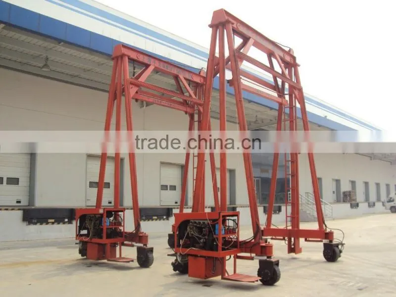 30t hydraulic lift mobile gantry crane for hot sale