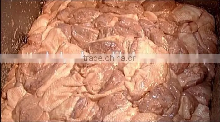 Vacuum tumbler machine for chicken