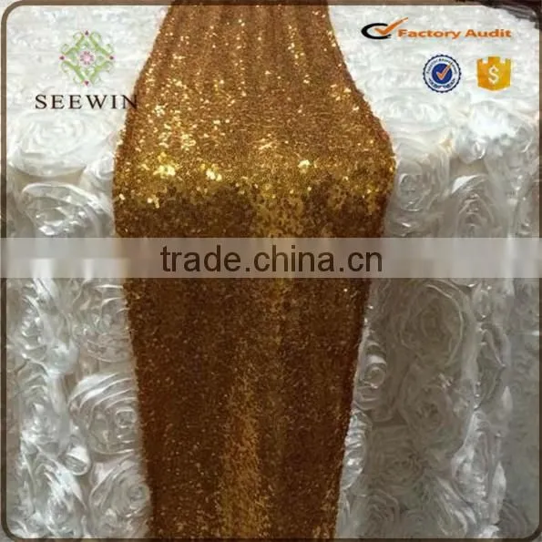 bright glittering sequin table runner for wedding deco