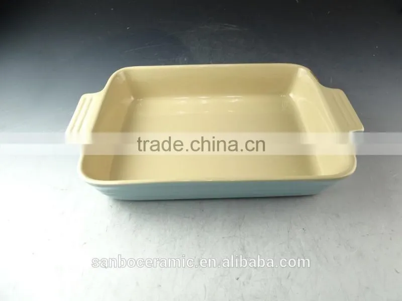 Hot Wholesale blue glazed ceramic bake plate with handles for daily use stock