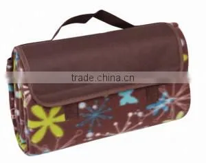 2014Xinbo Waterproof Picnic Blanket Folded as a Suitcase Style