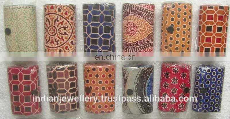 Embossed leather lipstick cosmetic mirror case manufacturer exporter