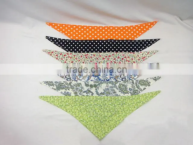 Cheap cotton triangle shaped scarf for toys