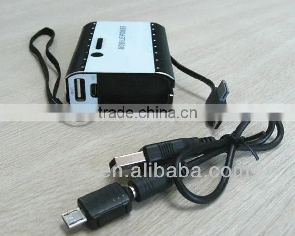 Two-in-one cable + Dual output +Diamond +5600mah POWER BANK