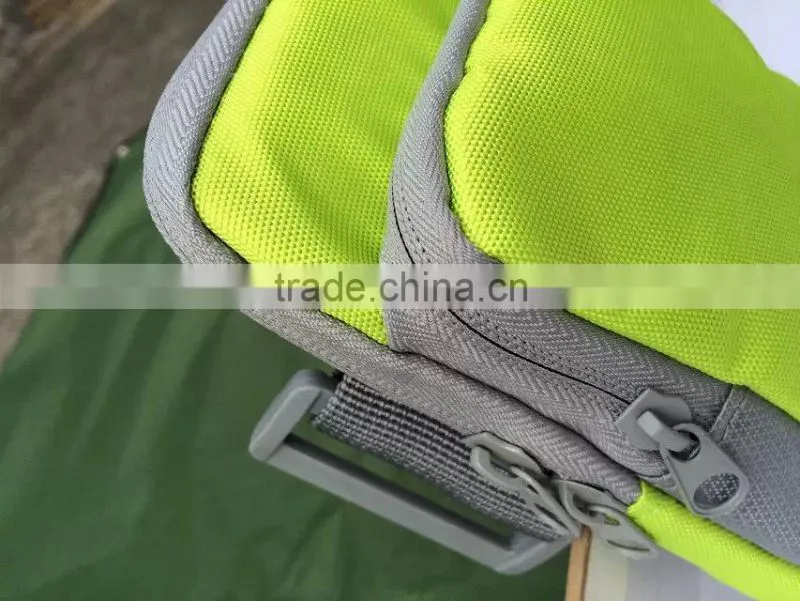 Adjusted sports bag for arm phone pouch
