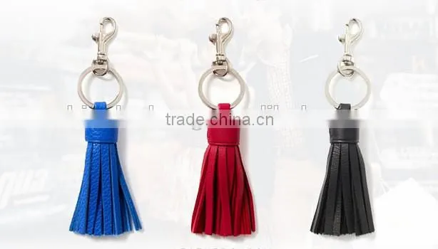Fashion Jewelry Gift Classic Leather Tassel Key Chain Metal Keyring Women Handbag Accessory