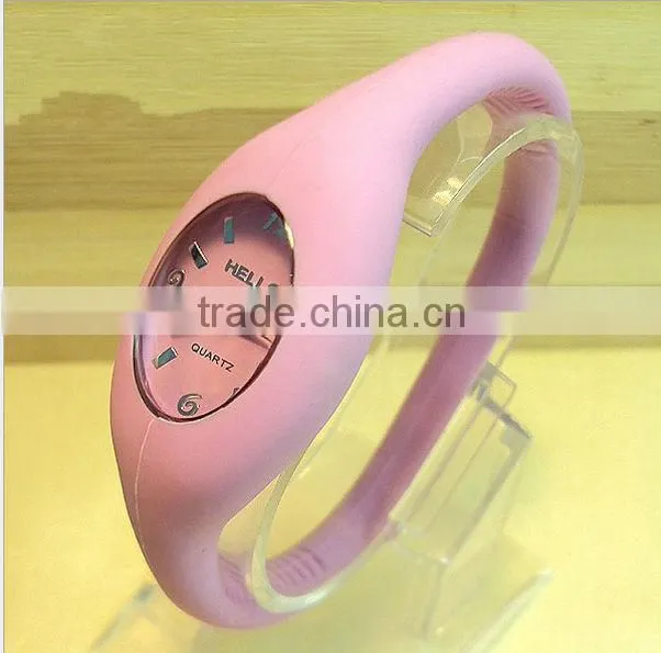 2013 Popular hot selling smart watch