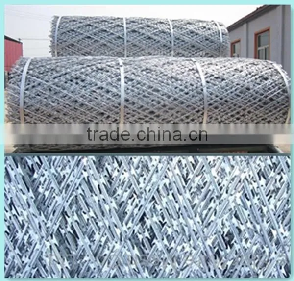 Farm used sharp BTO type concertina mesh fences high security metal edge barriers welded razor wire fencing
