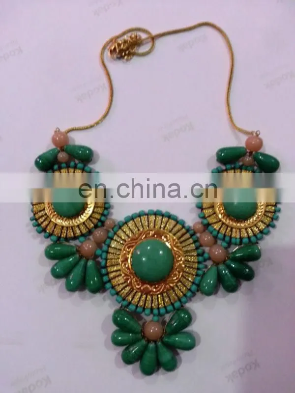 Hot Selling New Fashion Mixed Style Bib Choker Statement Necklace