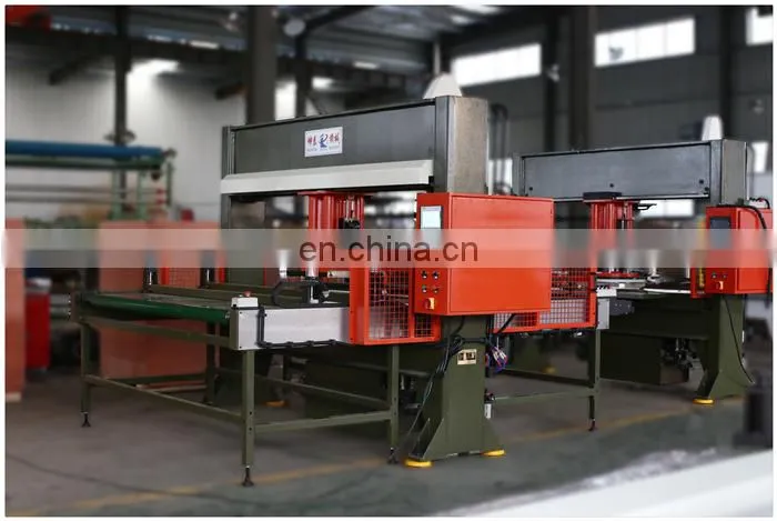 Hydraulic leather clicker die cutting press