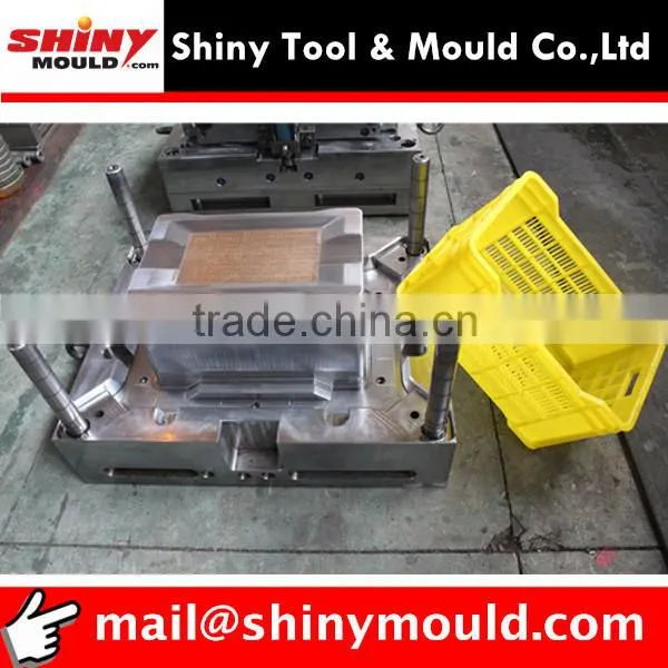Solid stackable plastic crate moulding
