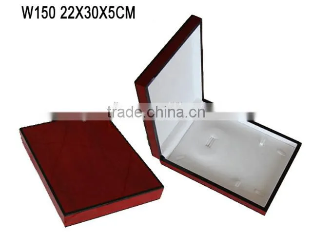 Elegant Glossy Lacquered Wooden Jewelry Ring Pendant Necklace Boxes Manufacturers China W149