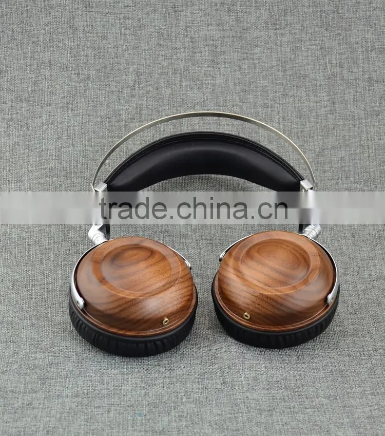 Stylish Bluetooth Headphone Support HiFi and Stereo Voice Cavity HSM2