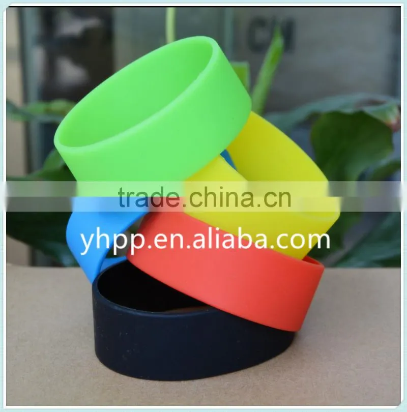 Personalized Candy Colour Fshion Silicone Wristband Bracelet