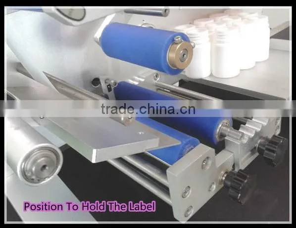 Double Sides Round Bottle Labeling Machine