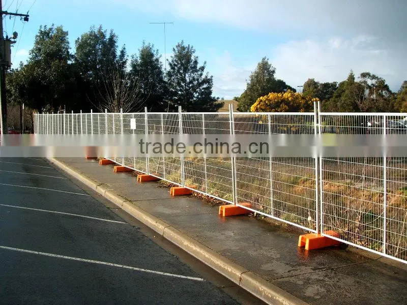 Cheap galvanized temporary fencing, concrete filled block temporary fence base