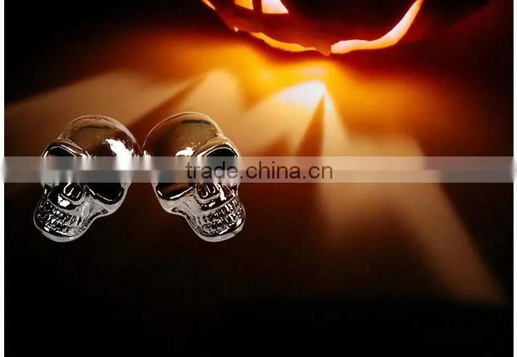 ULDUM wholesale skull professional design in-ear headphone