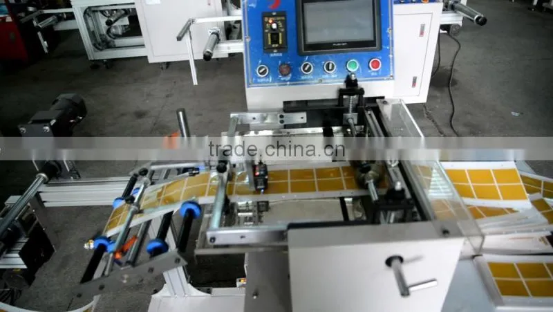 Aotomatic adhesive tape roll to sheet cutting machine