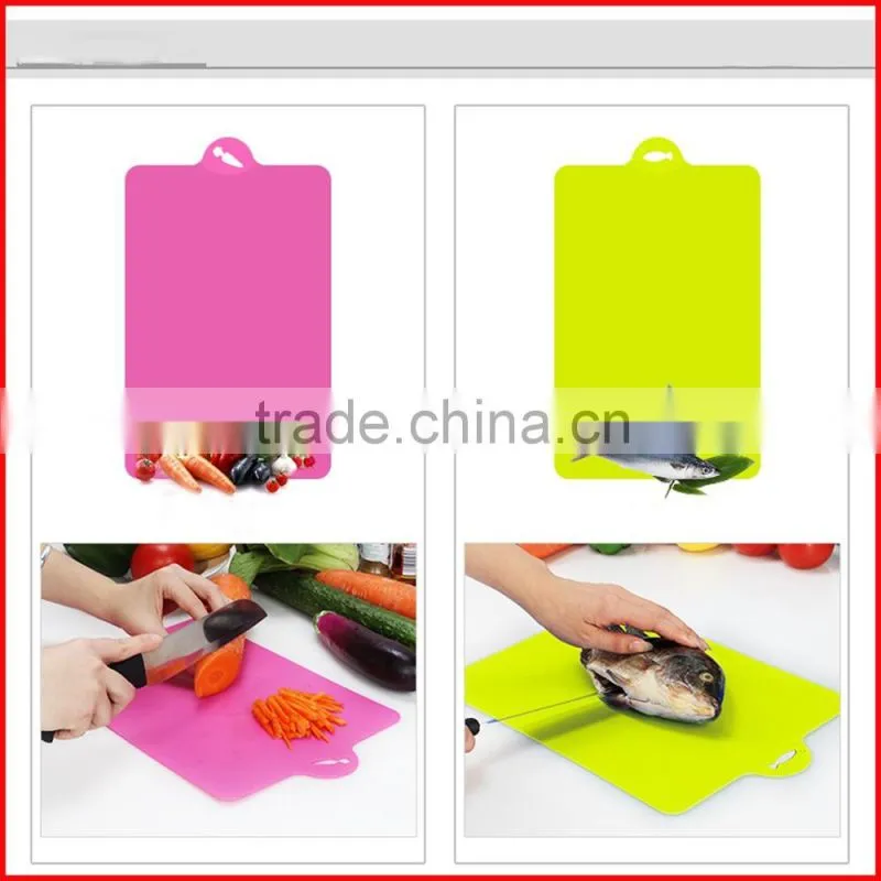 Scale cutting board for vegetable and meant